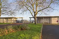 Entrée principale du cimetière de Donges.
