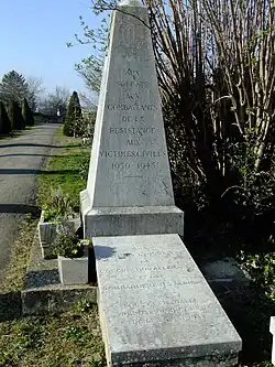 Mémorial Soldat inconnu 1939-1945, nouveau cimetière.