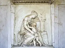 Tombe de la famille Monti della Corte.