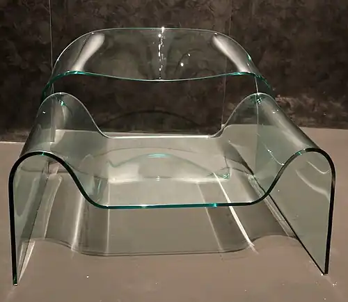 Le fauteuil Ghost, pour Fiam Italia.