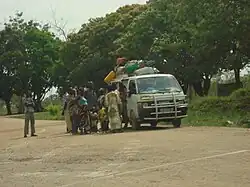 Minicar de transport interurbain de voyageurs en Côte d'Ivoire, mars 2008