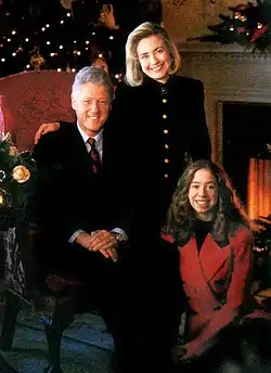 Photo de famille des Clinton à la Maison Blanche.