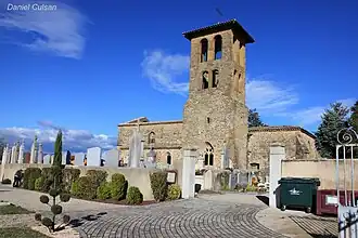 Vue sur le clocher de l'ancienne église Saint-Didier (1).