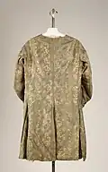 Une veste masculine française du XVIIIe&nbsp;siècle, de style Louis XV.