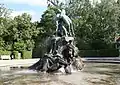 Fontaine du Déluge à la roseraie de Cobourg