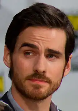 Colin O'Donoghue interprète Killian Jones / Capitaine Crochet / Rogers