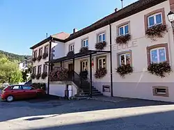 École du village, ancienne mairie-école.