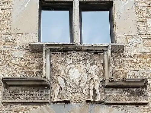 Armoiries de la porte ouest.