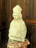 Buste d'un évêque.