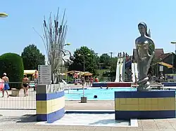 Complexe aquatique ludique des Jardins de l’Étang à Noidans-le-Ferroux.