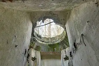 Emplacement d'une tourelle dépouillée (fort du Bois d'Oye, près de Belfort).