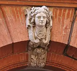 Hôtel de Comynihan, mascaron.