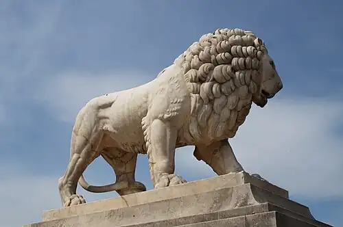 Lion de la terrasse du Jeu-de-Paume
