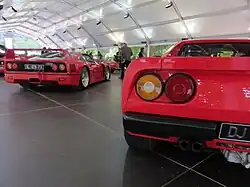 Ferrari F40 (1991) et Ferrari 288 GTO (1985)