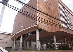 Description de cette image, également commentée ci-après