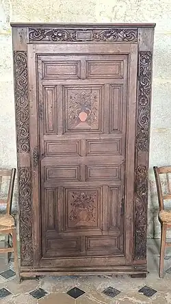 L'armoire de sacristie.