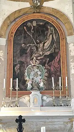 Le tabernacle, le thabor et le tableau de la descente de croix du maître-autel.