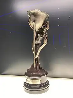 Description de cette image, également commentée ci-après