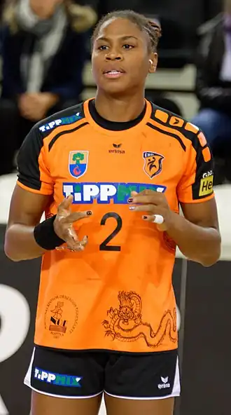 Coralie Lassource avec Érd en 2017