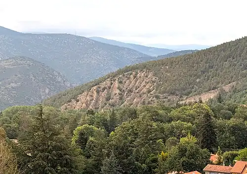 Exposition, dit « Badlands », de sédiments grossiers du Miocène, Corneilla-de-Conflent.