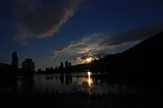 Coucher de soleil au lac de Belcaire.
