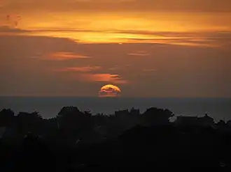 Autre coucher de soleil vu du même endroit.