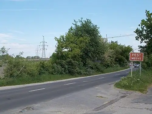 La route 2 à Dunakeszi.