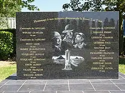 Le monument aux victimes accidents fosse n° 7 et 7 bis des mines de l'Escarpelle.