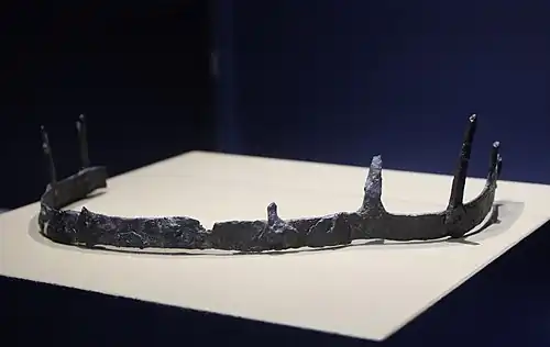 Couronne cérémonielle en fer, IIe – IIIe siècle, mithréum II de Güglingen.