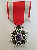 Croix de Chevalier de l'ordre royal de la Couronne d'Acier (revers).