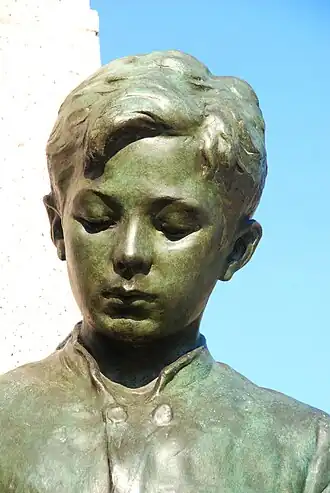 Le visage de l'apprenti.