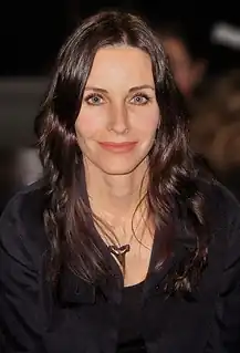 Courteney Cox (Monica Geller).