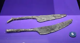 Couteaux sacrificiels, mithréum de Mandelieu-La Napoule, IIIe – IVe&nbsp;siècle. Musée archéologique de Nice-Cimiez.