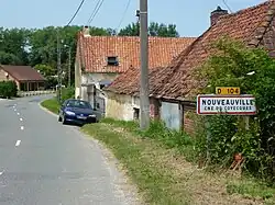 Entrée de Nouveauville.