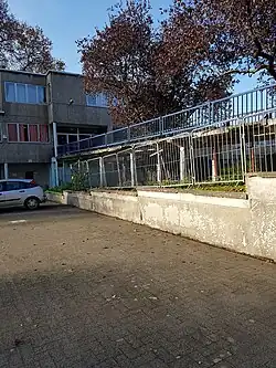 Passerelle d'accès.