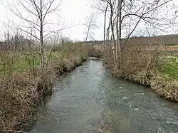 En limites de Beleymas et Saint-Hilaire-d'Estissac.