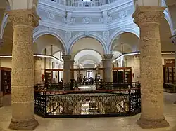 Croisée de l'ancien hôpital.