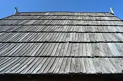 Détail des bardeaux du toit