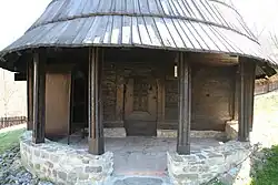 Détail du porche d'entrée