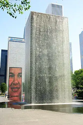 La Crown Fountain.