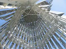 Structure de la « Prayer Spire ».