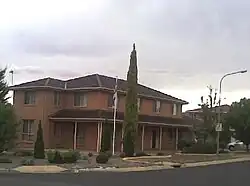 Ambassade à Canberra.