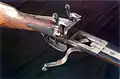Culasse d'un fusil à canons basculants (1832).