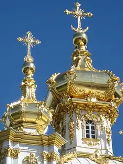 Dômes à grande utilisation d'or.