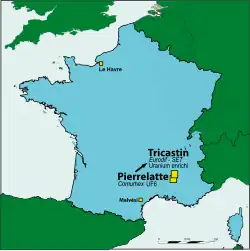 L'hexafluorure UF6 est enrichi dans l'usine d'enrichissement Georges-Besse II du Tricastin (Drôme).