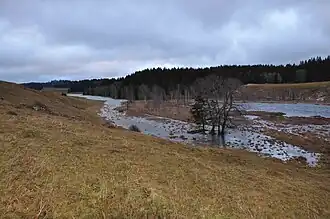 Lac en période de crue.