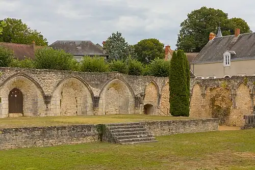 Sans doute le cloître.