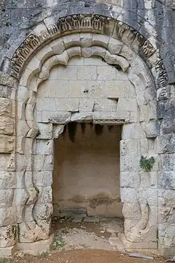 La porte des Moines.