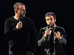 Jonathan Lambert en compagnie de Fred Testot lors de la présentation du film Dépression et des potes