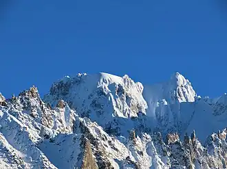 Le dôme de Rochefort depuis le Montenvers au nord-ouest.